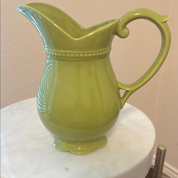 Chic Lime Green Ceramic Pitcher - Picture 1 of 5
